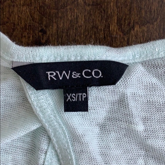 XS Tank Top - Picture 2 of 3